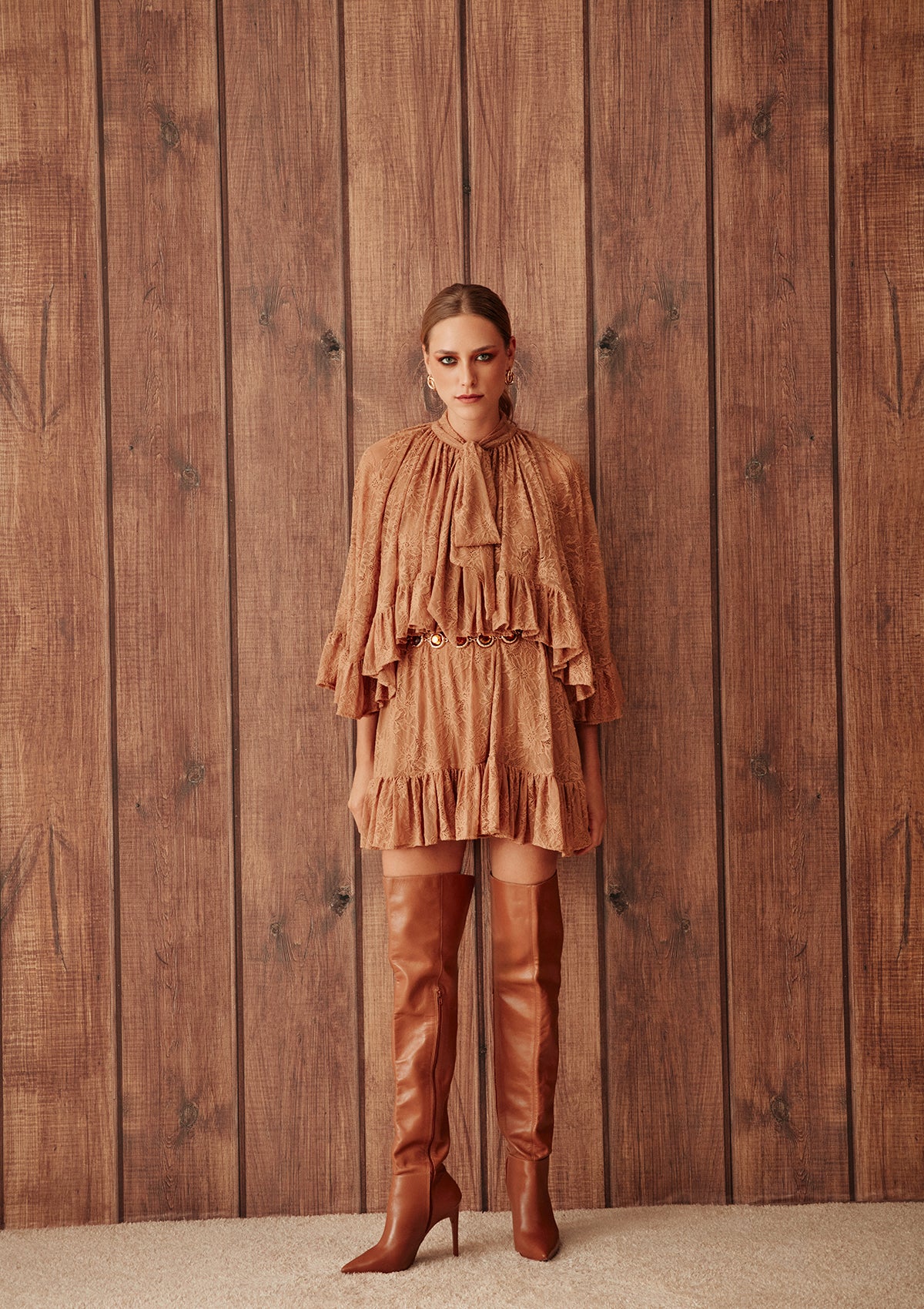 RAVENA SHORT LACE DRESS