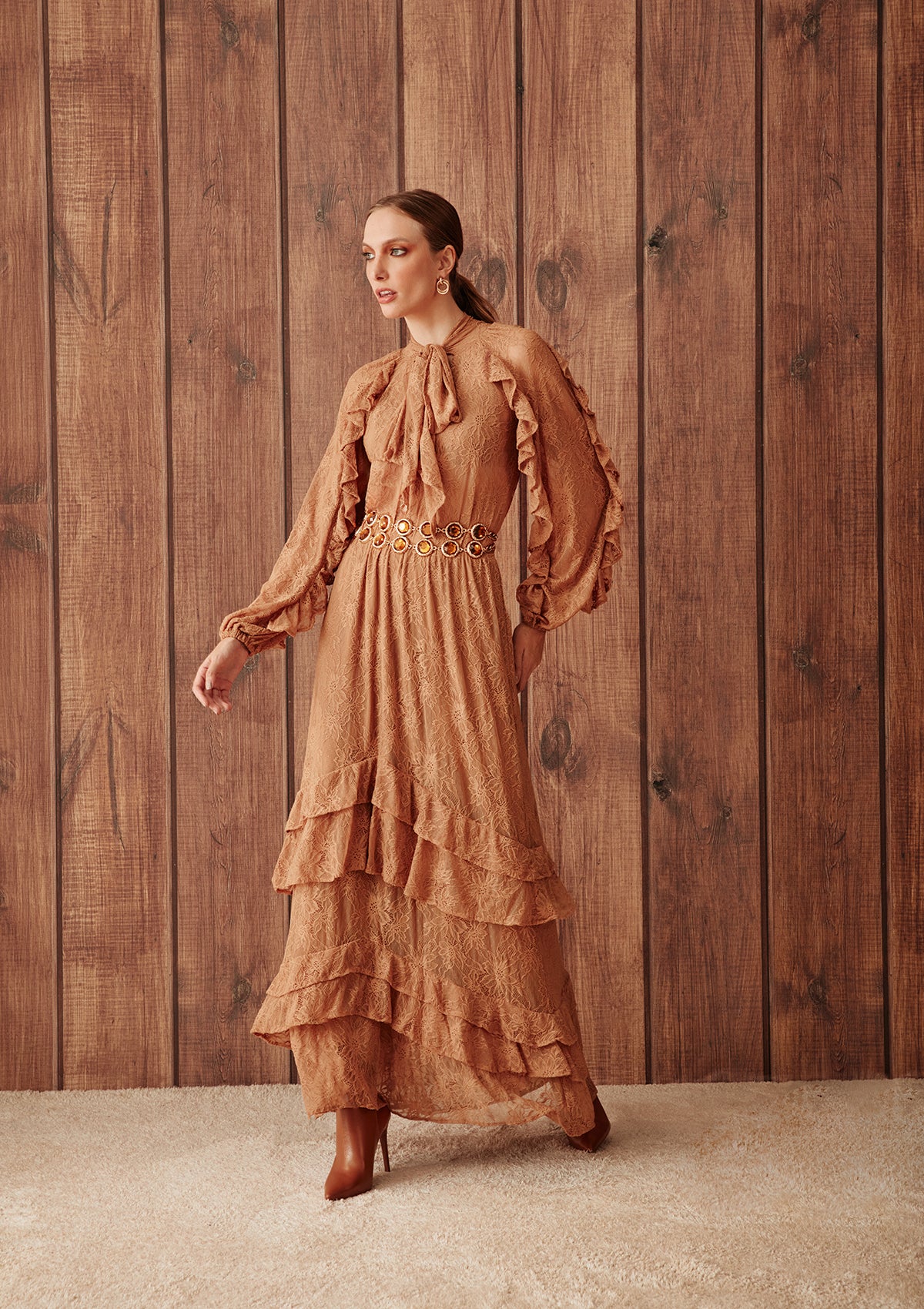 RAVENA LONG LACE DRESS WITH TOP